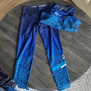 Peloton sports bra and leggings